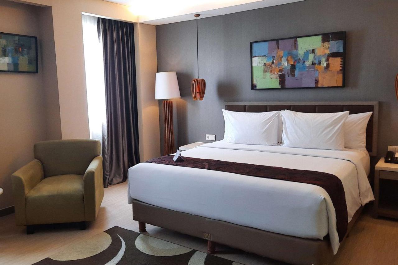 BW Kemayoran Hotel & Convention Powered By Archipelago Jakarta Exterior photo